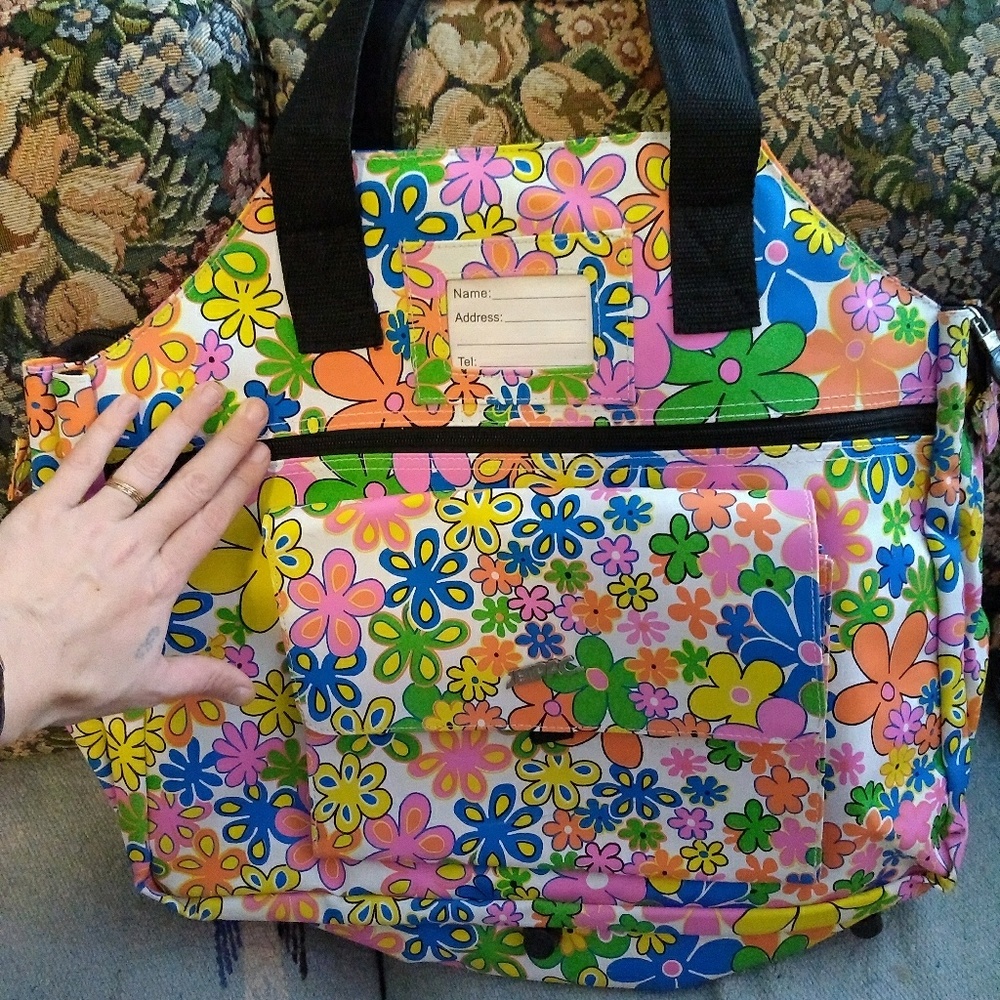 Psychedelic insulated bag